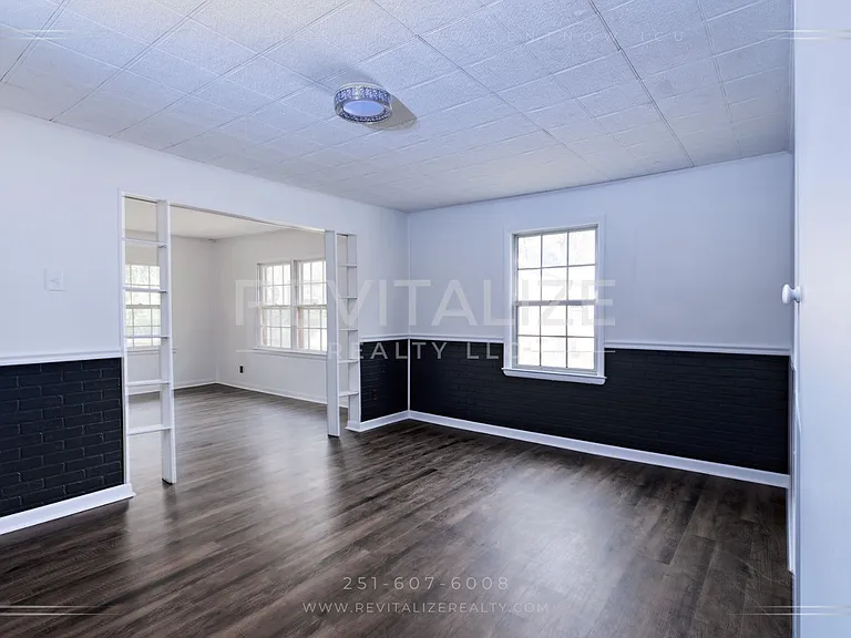 2121 Barron Pl — Photo 14