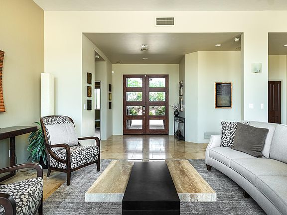 3rd image of 13704 N Placita Meseta De Oro