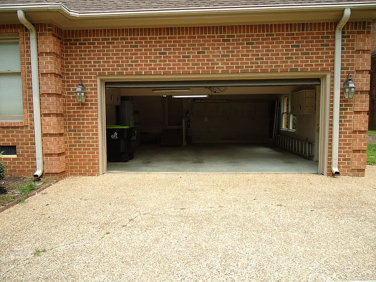 105 Mariners Cir — Photo 34