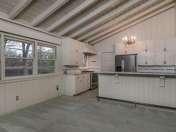 4th image of 4905 Erik Ave