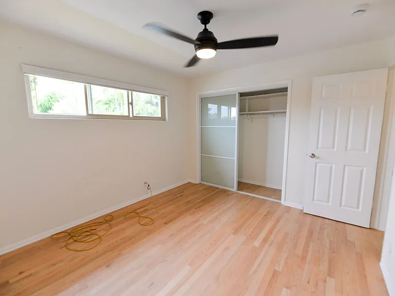 2345 S Ola Vis — Photo 23
