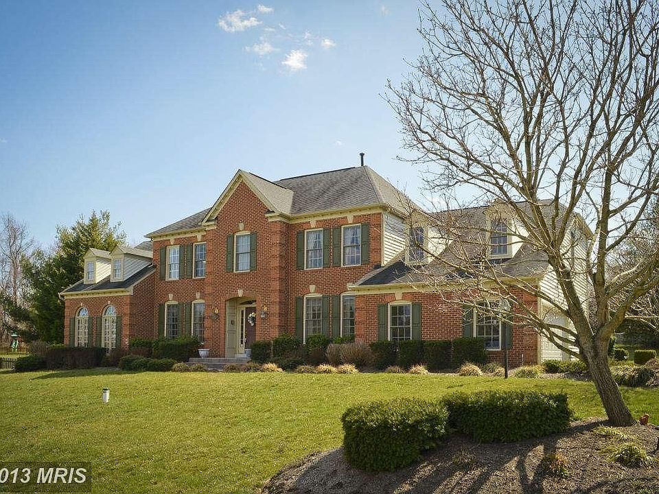 1st image of 3459 Blandford Way