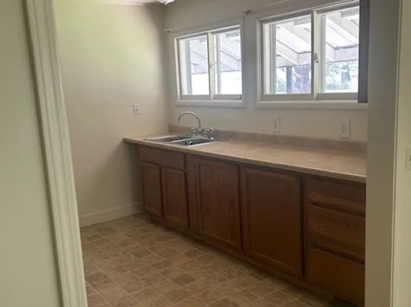 47 Foster Ln, Billings, MT 59101