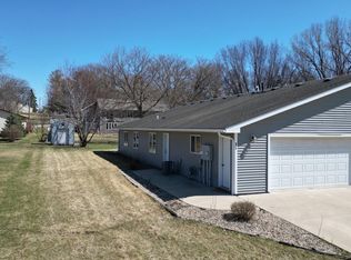 916 West St, Mantorville, MN 55955