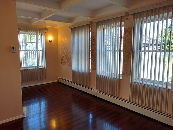 5th image of 147-01 Village Road #29a