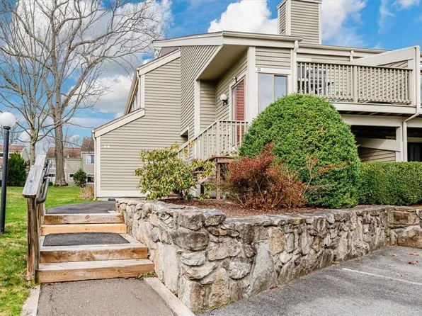 22 Fox Run, South Salem, NY 10590