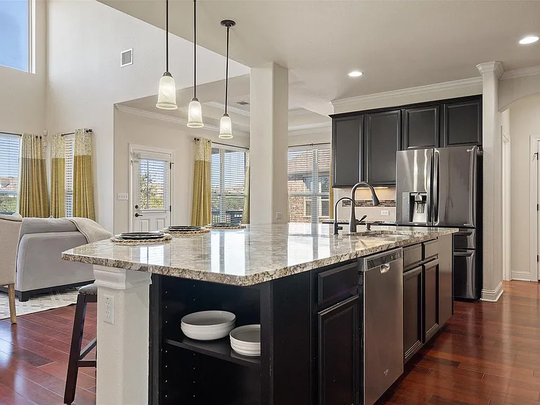 8417 Evelina Trl — Photo 17