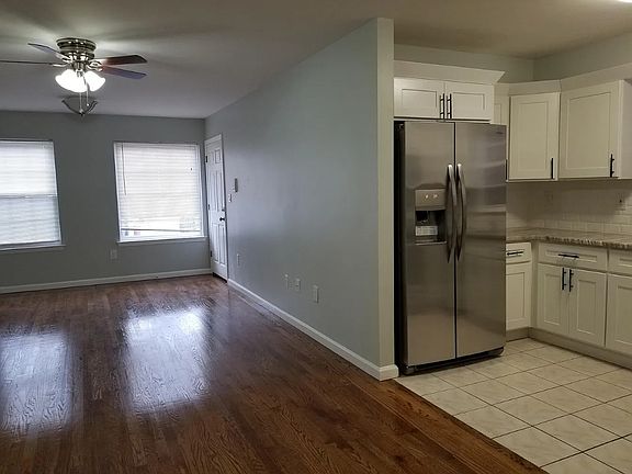2nd image of 189 Grant Ave
