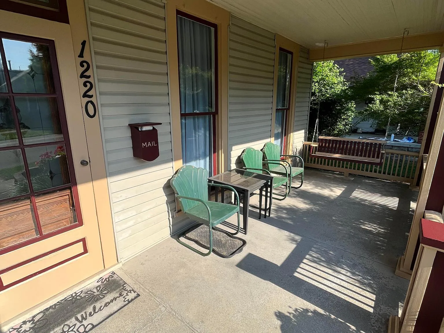 3 bed, 1488 sqft, $2,050 — Photo 2