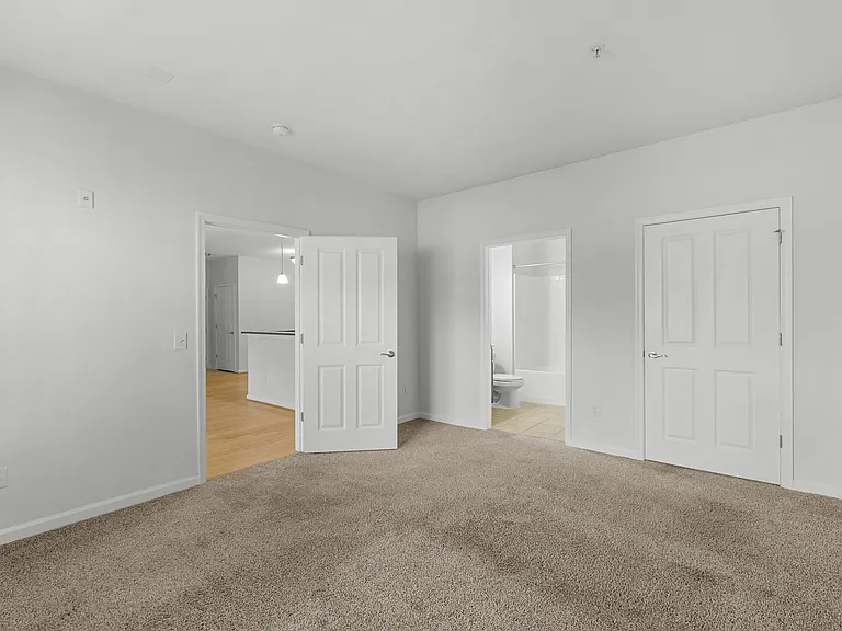 White Oak — Photo 41