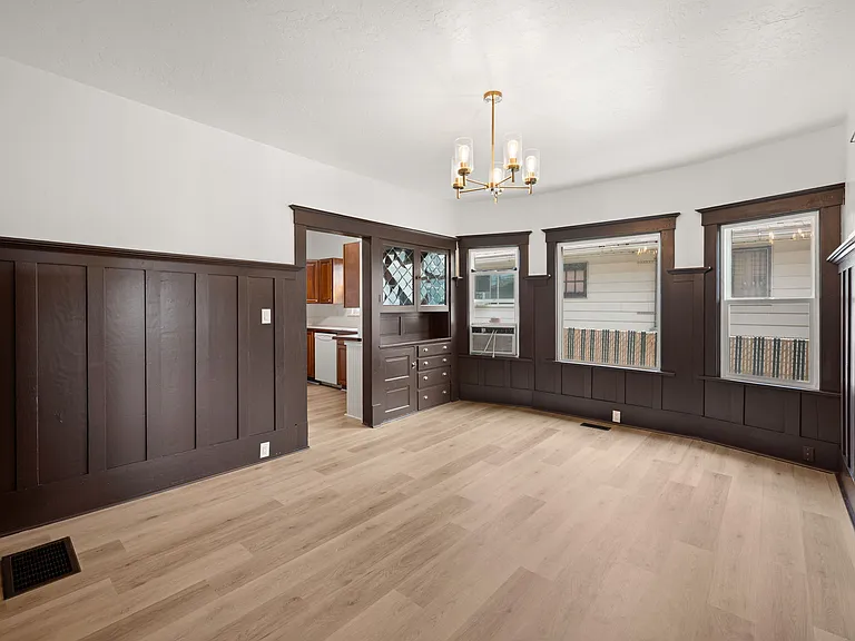 2624 W 8th Ave #A — Photo 5