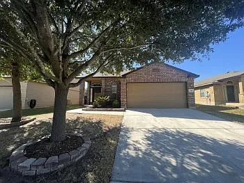 655 Tom Kemp Dr — Photo 2
