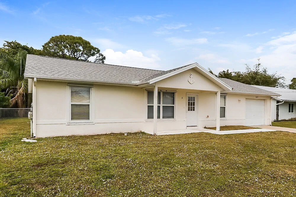 3 bed, 2.0 bath, 1188 sqft, $2,510 — Photo 4