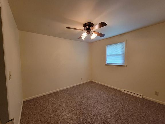 4th image of 2755 S Sheridan Ave