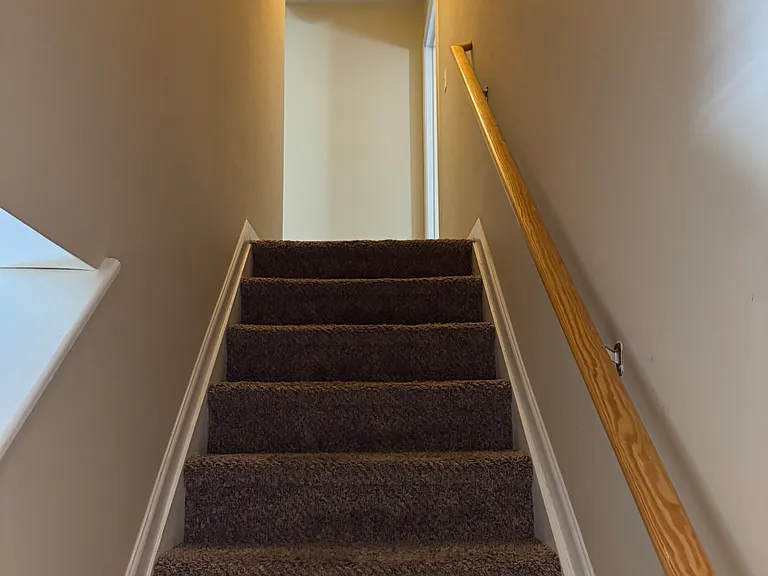 110 Aaron Pl — Photo 10