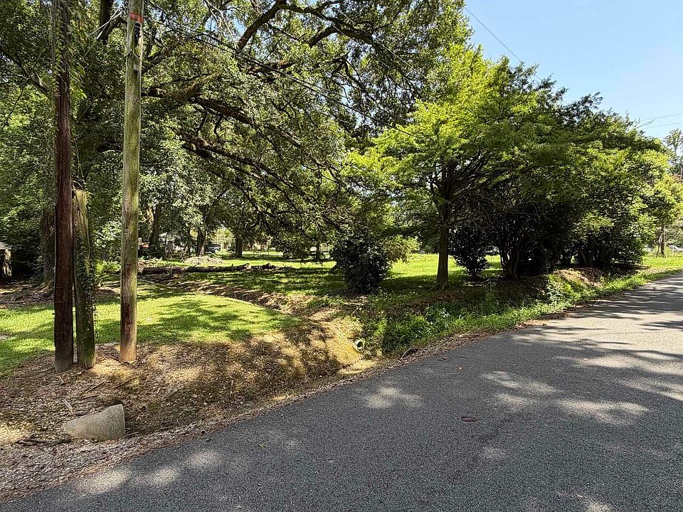 2nd image of LOT 6 Louisiana Ave