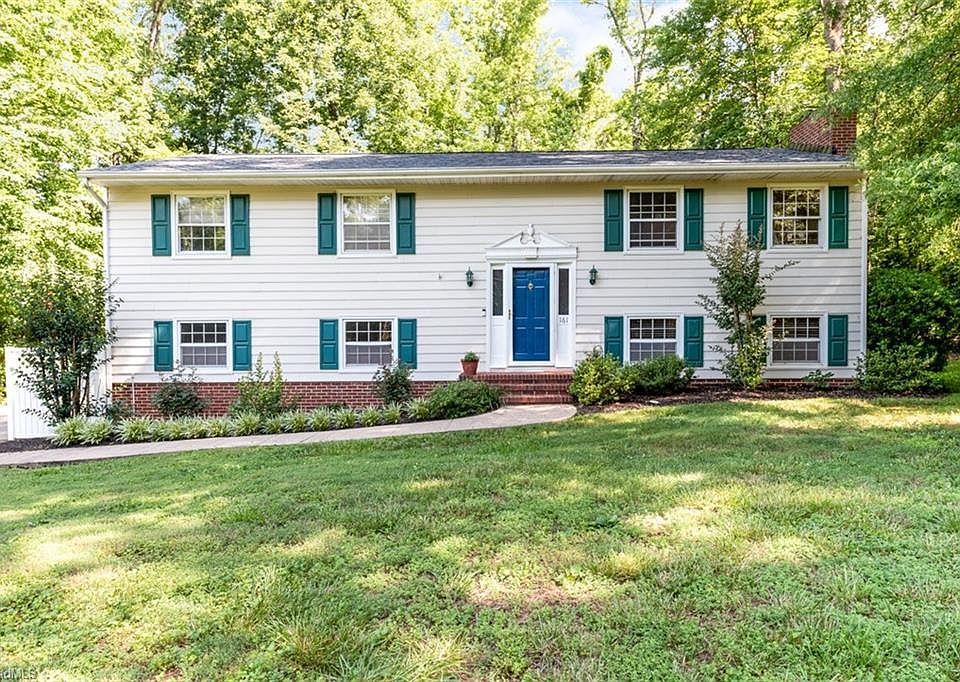 1st image of 161 Knollwood Dr