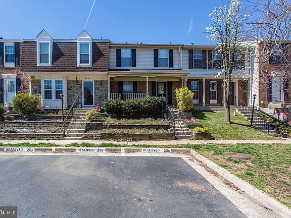 3rd image of 6032 Buttercup Ct