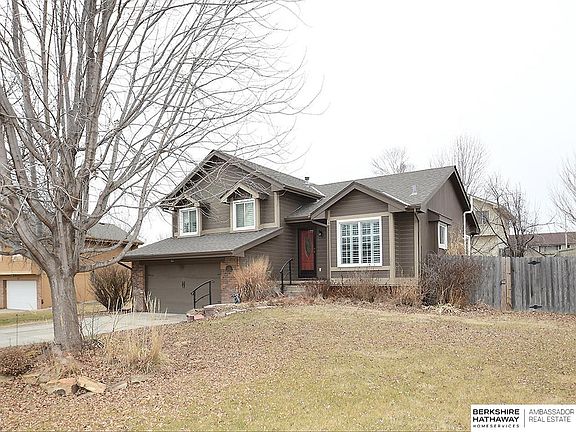 3rd image of 2410 Corn Dr