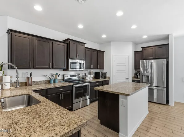 4404 E HARTFORD Avenue, Phoenix, AZ 85032