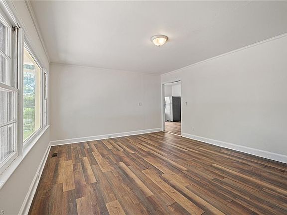 4th image of 505 N Ransom St