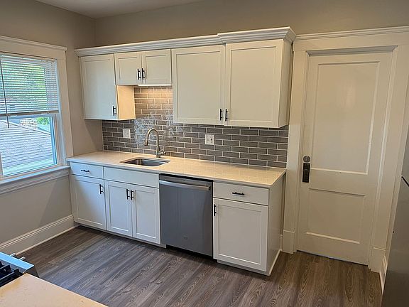 5th image of 1274 Bonnieview Ave