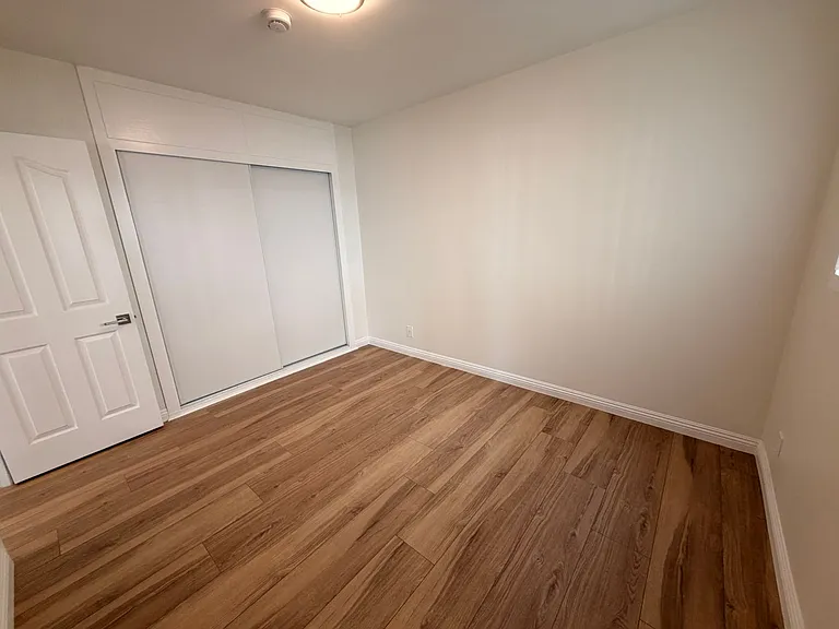1845 S Grand Ave #1 — Photo 7