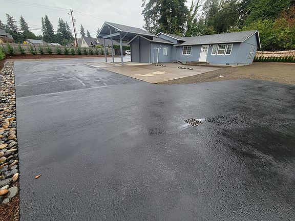 4th image of 4412 NE 131st Way