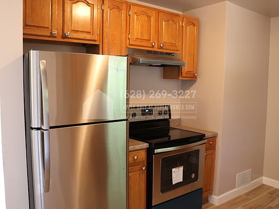 4th image of 2404 Lakehurst Ave