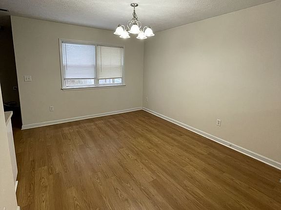 4th image of 7 Donnell Ave