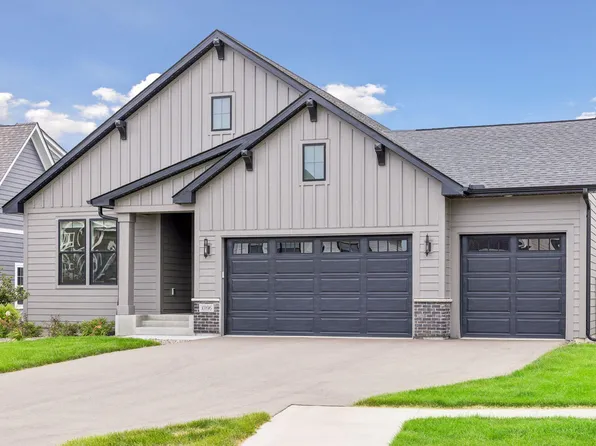 10196 Queensland Ln N, Maple Grove, MN 55311