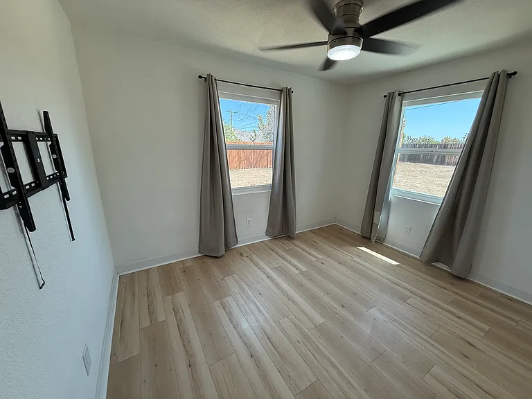 7455 Bannock Trl — Photo 10