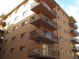 7432 Washington St APT 604, Forest Park, IL 60130