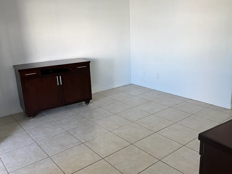 3618 S Atlantic Ave #3 — Photo 4