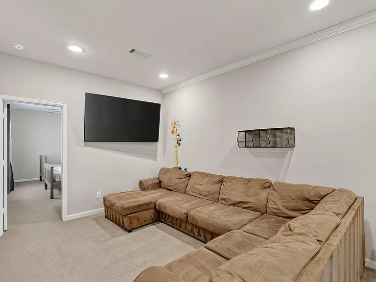 91 Kendrick Pines Blvd — Photo 32