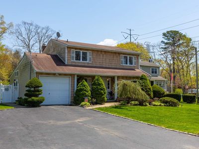 21 Vanderbilt Avenue, Ronkonkoma, NY, 11779