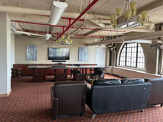 Rented by R New York | media 27