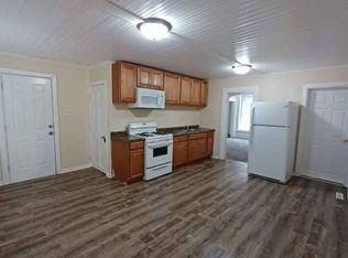 1044 Crosby St, Rockford, IL 61107