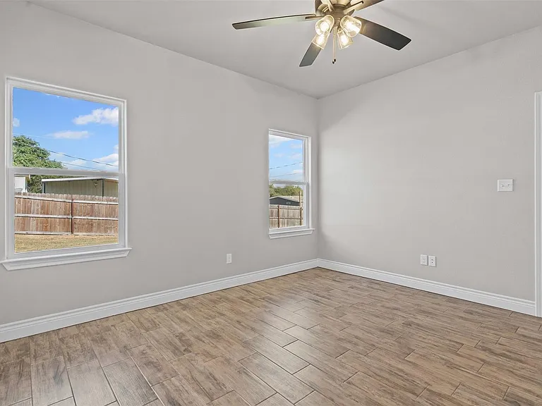 3402 Hilltop Rd — Photo 31