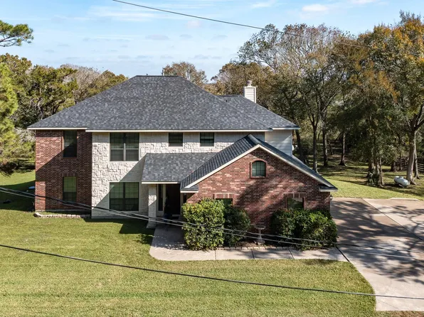 507 Oaks Grande Rd, Mont Belvieu, TX 77523