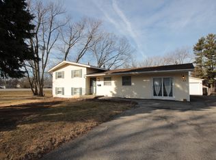 23 8th Dr, Decatur, IL 62521