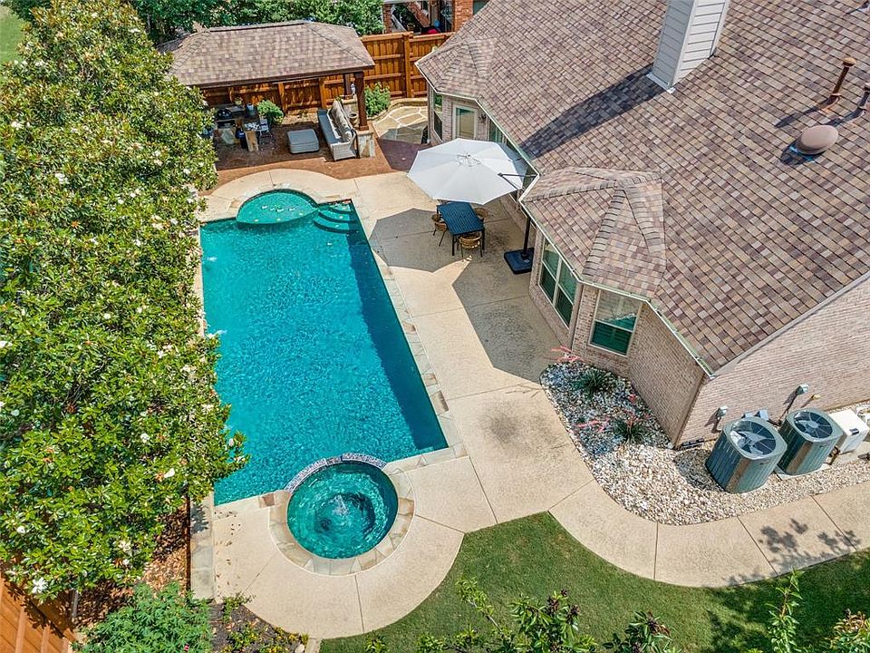 1st image of 734 Pheasant Run Dr