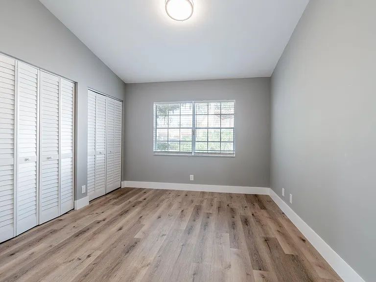 1579 Springside Dr — Photo 13