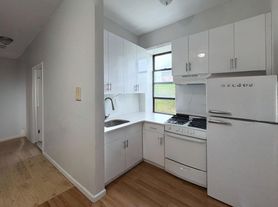 925 Marcy Ave, Brooklyn, NY
