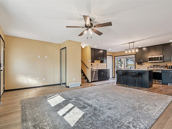 4th image of 338 Hampden Dr NE