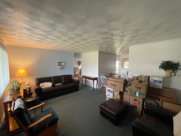 3rd image of 1000 Marty Lee Ln