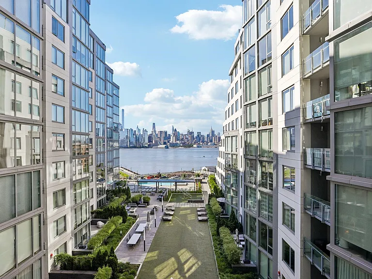 9 Avenue At Port Imperial #713 — Photo 33