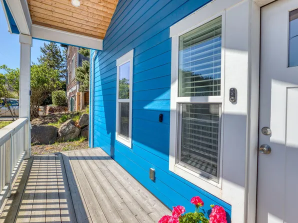 5769 NW Logan Rd, Lincoln City, OR 97367