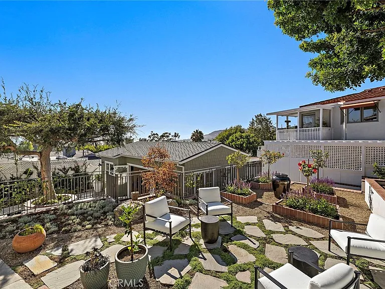 690 Cuprien Way — Photo 9