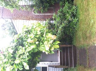 7335 18th Ave NE, Seattle, WA 98115